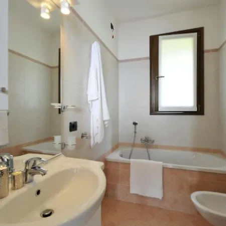 Germasino Sleeps 5 Pool * Morbio