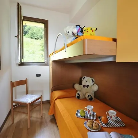 Germasino Sleeps 5 Pool Morbio